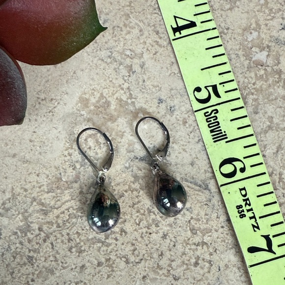 Verre Modern French Glass Elegant Drop Earrings - Picture 5 of 5